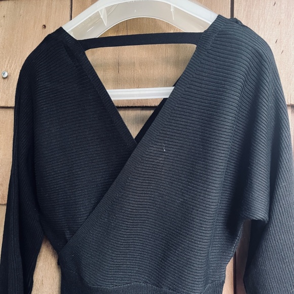 Rosie Harlow Juniors' Surplice-Neck Dolman-Sleeve Dress - Black Beau Size Small - Picture 11 of 14